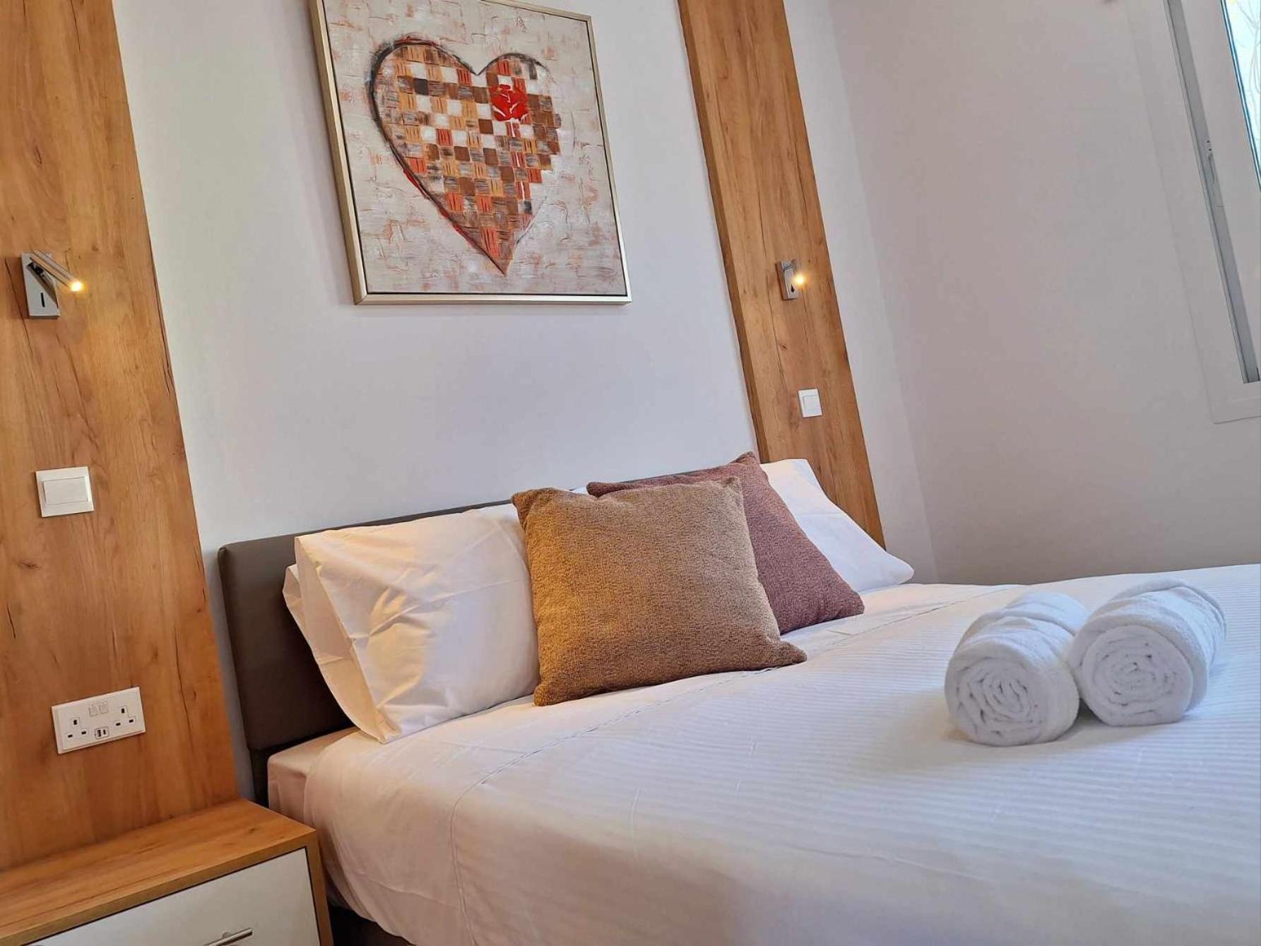 Stylish Apt Kato Paphos Close To Beach & Vibrant Harbor Life Dış mekan fotoğraf