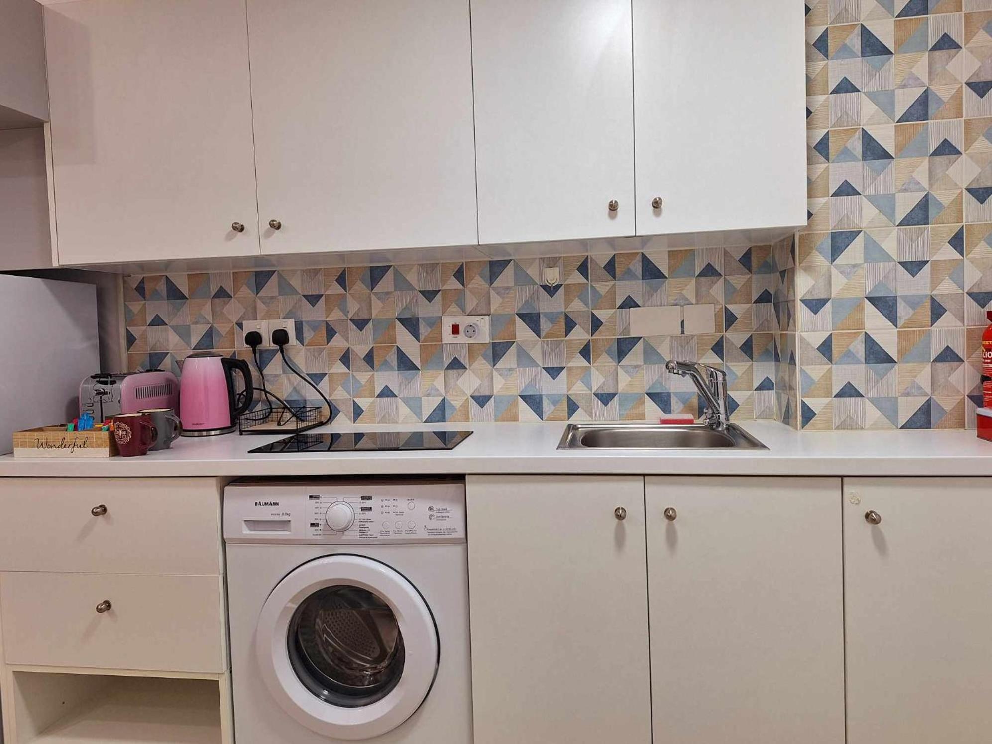 Stylish Apt Kato Paphos Close To Beach & Vibrant Harbor Life Dış mekan fotoğraf