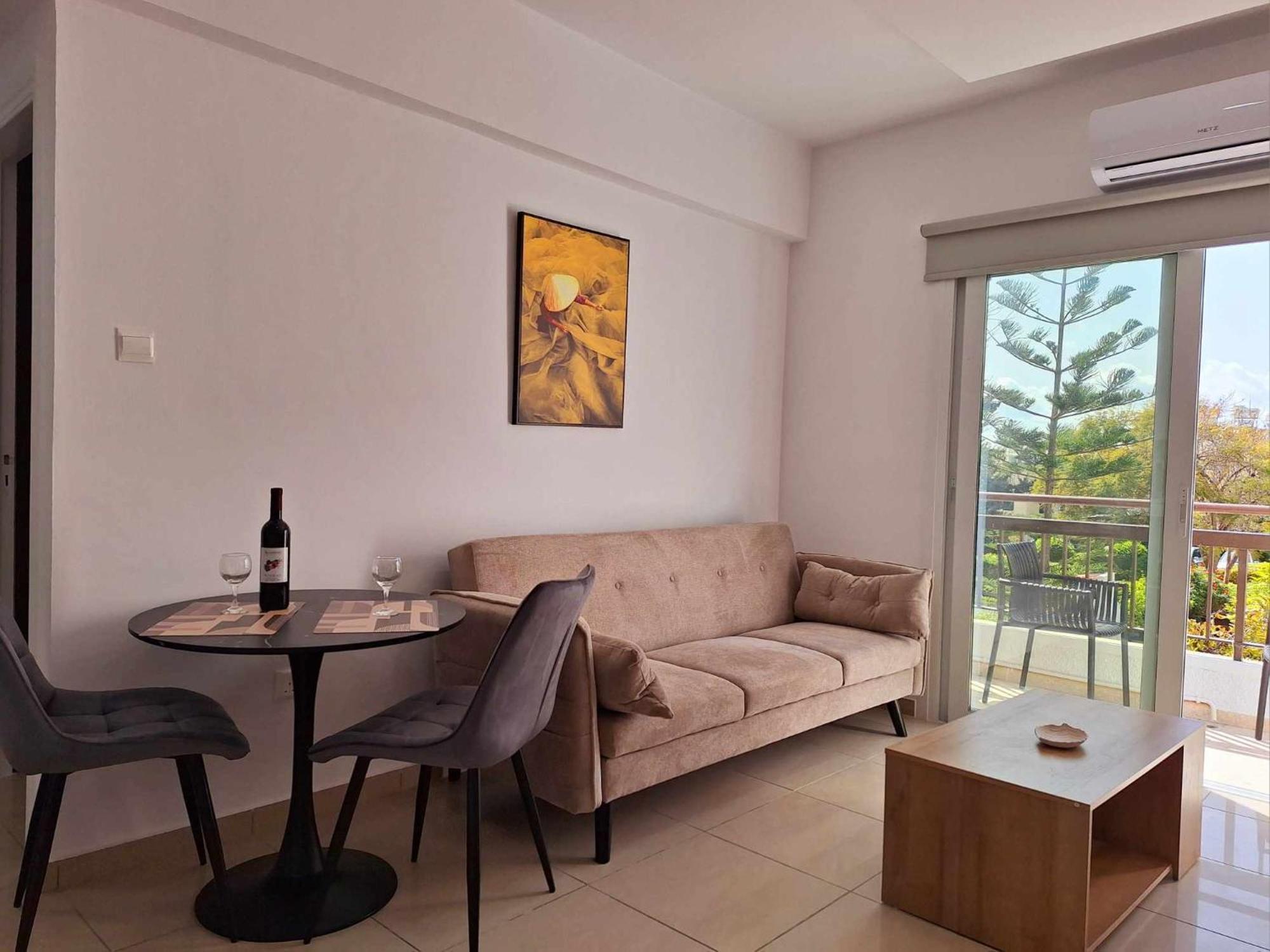 Stylish Apt Kato Paphos Close To Beach & Vibrant Harbor Life Dış mekan fotoğraf