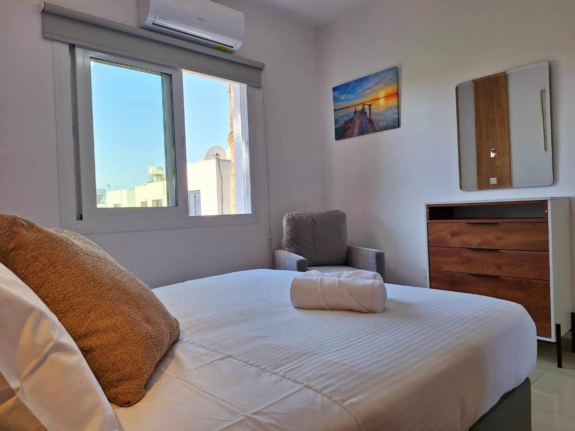Stylish Apt Kato Paphos Close To Beach & Vibrant Harbor Life Dış mekan fotoğraf